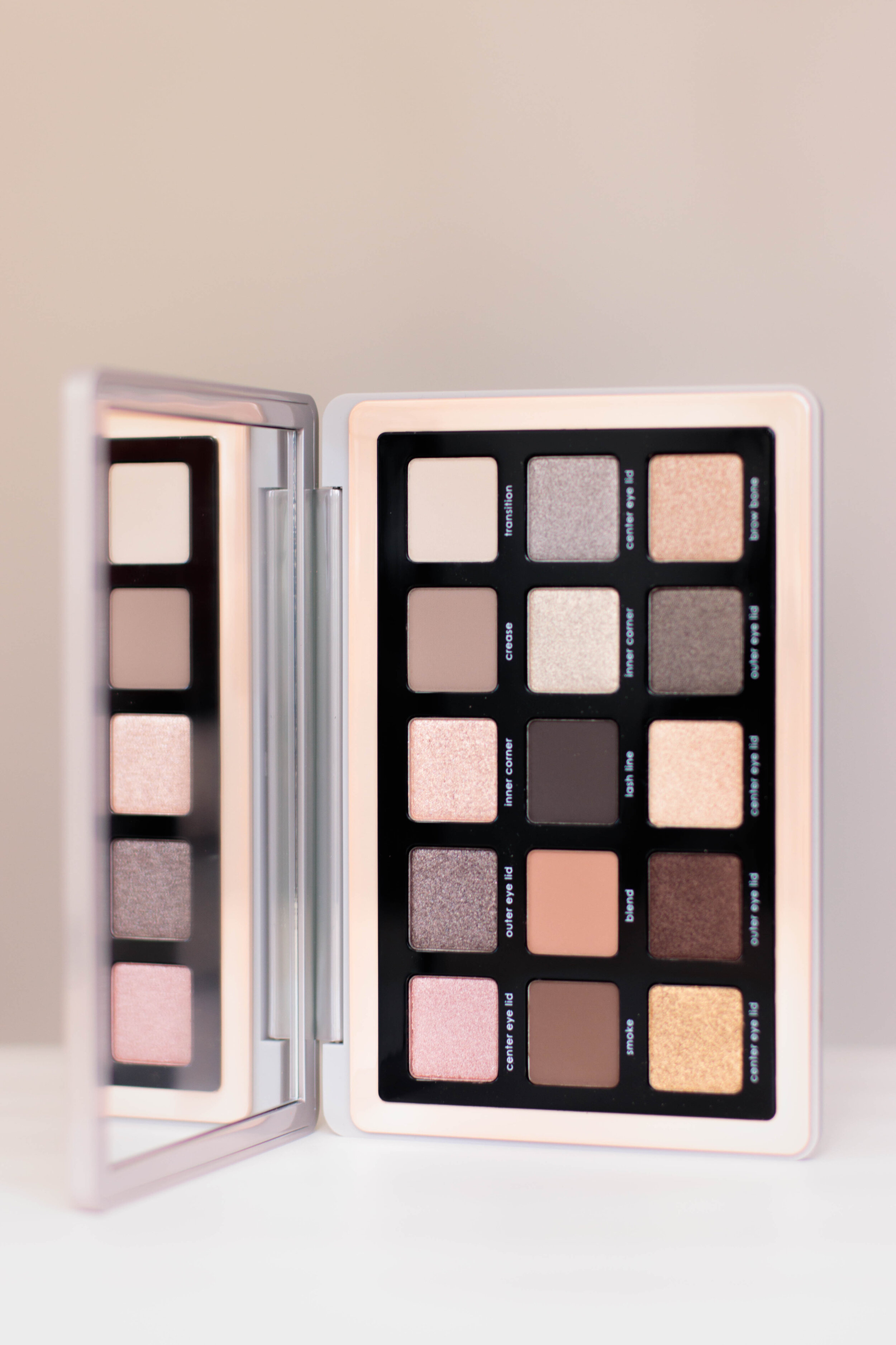 پالت سایه ناتاشا دنونا glam palette