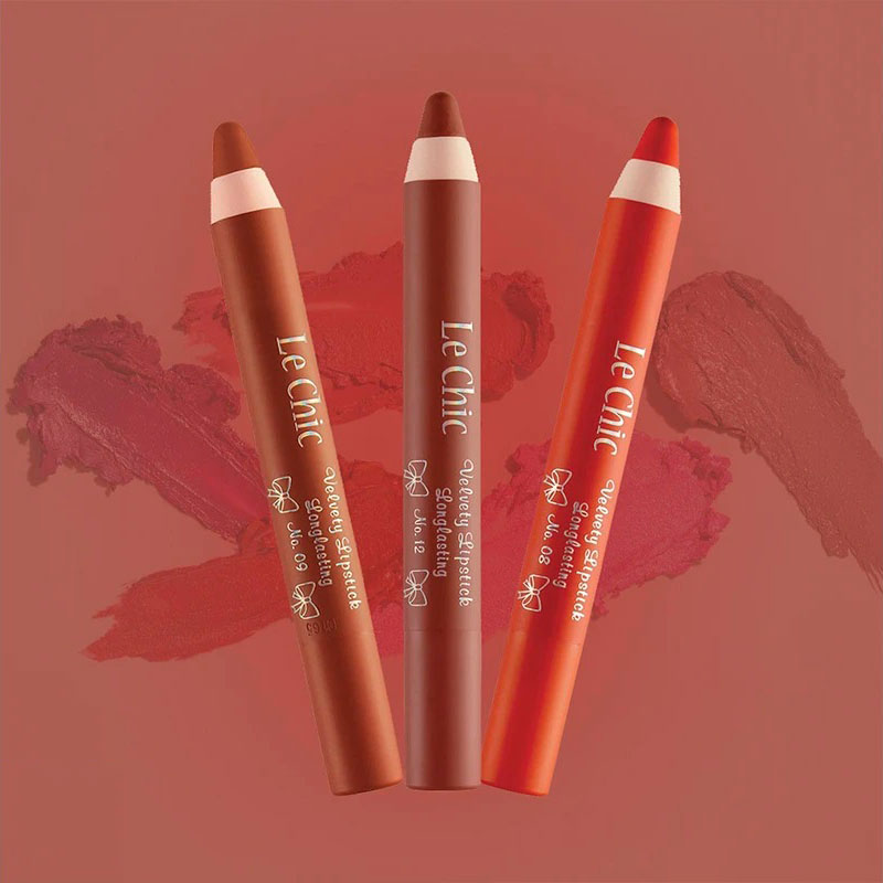 رژلب مدادی لچیک