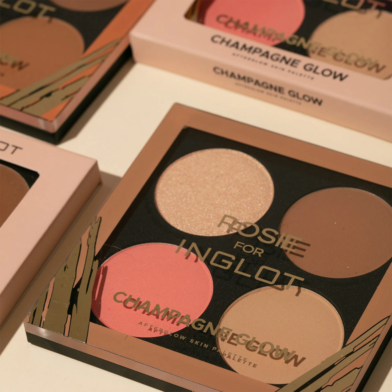 پالت چندکاره اینگلوت