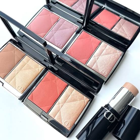 رژگونه و هایلایتر دیور 457