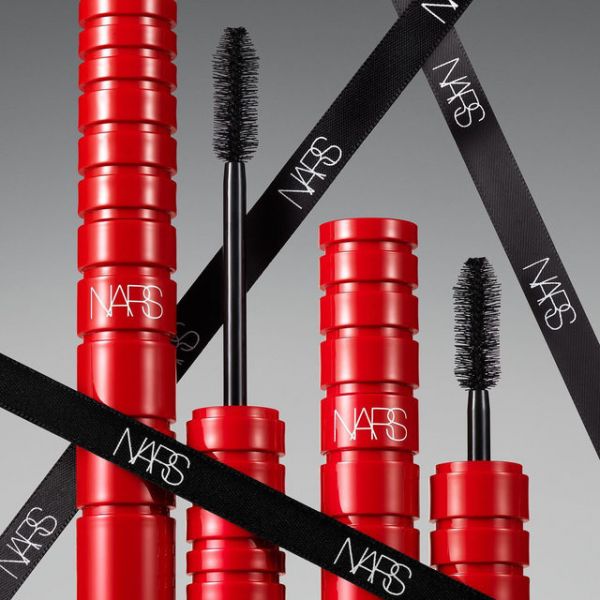 ریمل حجم دهنده نارس مدل CLIMAX DRAMATIC VOLUMIZING