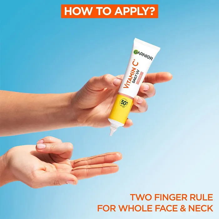 کرم ضد آفتاب و ضد لک رنگی SPF 50 ویتامین C گارنیر